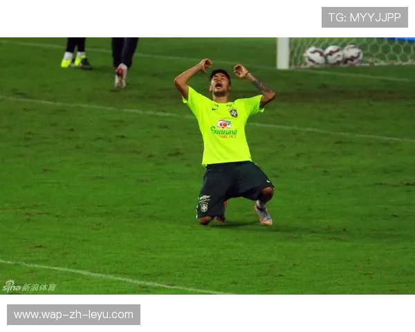 内马尔惊艳复出秀脚法