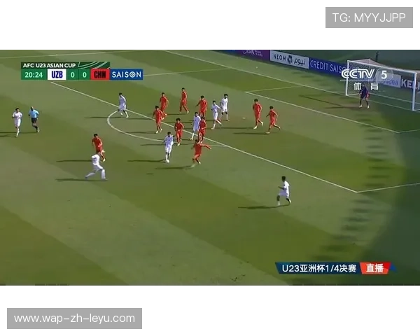 孙兴慜弧顶一脚远射造成门将难题